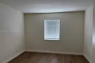 8701 SW 141st St, Palmetto Bay, FL 33176 - Photo 14