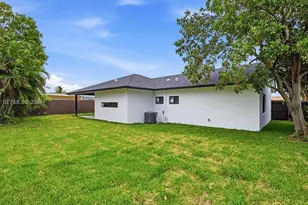 1140 NE 201st Terrace, Miami, FL 33179 - Photo 28