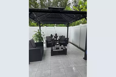10963 W 32nd Ln, Hialeah, FL 33018 - Photo 20