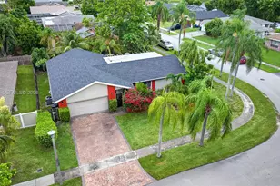 6961 NW 20th Ct, Margate, FL 33063 - Photo 2