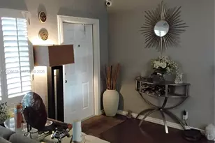 911 W Country Club Cir, Plantation, FL 33317 - Photo 8