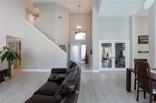1171 Laguna Springs Dr, Weston, FL 33326 - Photo 18