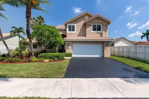 1171 Laguna Springs Dr, Weston, FL 33326 - Photo 4