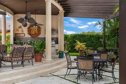 10270 SW 62nd St, Miami, FL 33173 - Photo 30