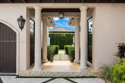 10270 SW 62nd St, Miami, FL 33173 - Photo 4