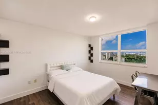19501 W Country Club Dr, Aventura, FL 33180 - Photo 18