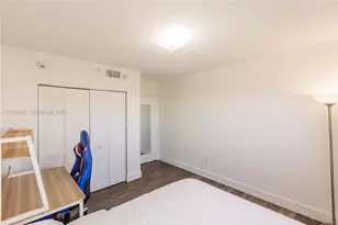 19501 W Country Club Dr, Aventura, FL 33180 - Photo 22