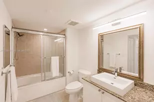 19501 W Country Club Dr, Aventura, FL 33180 - Photo 14