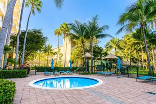 19501 W Country Club Dr, Aventura, FL 33180 - Photo 30