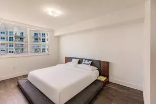 19501 W Country Club Dr, Aventura, FL 33180 - Photo 12