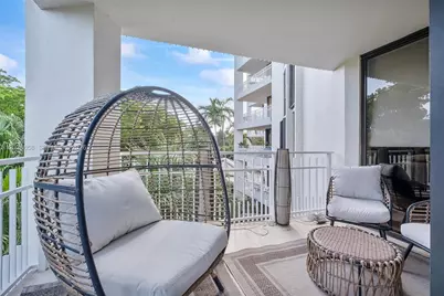 1000 Quayside Ter #411, Miami, FL 33138 - Photo 8