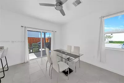 2632 SE 11th Ct, Homestead, FL 33035 - Photo 10