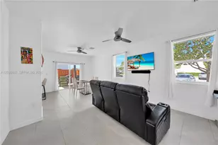 2632 SE 11th Ct, Homestead, FL 33035 - Photo 8