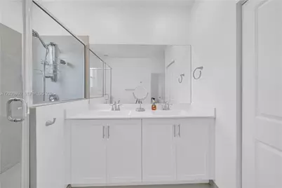 2632 SE 11th Ct, Homestead, FL 33035 - Photo 22
