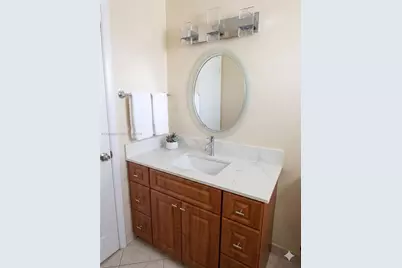 1530 NE 191st St #305, Miami, FL 33179 - Photo 16