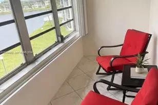 1530 NE 191st St, Miami, FL 33179 - Photo 8