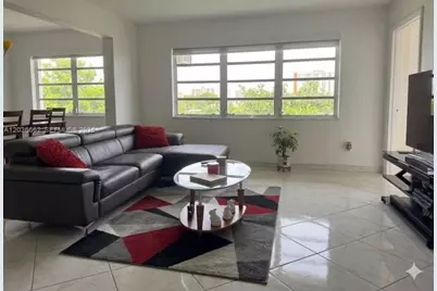 1530 NE 191st St #305, Miami, FL 33179 - Photo 2