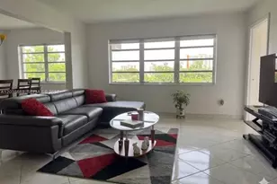 1530 NE 191st St, Miami, FL 33179 - Photo 2