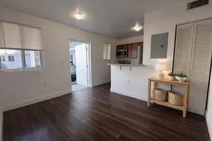 540 NW 7th St, Miami, FL 33136 - Photo 2