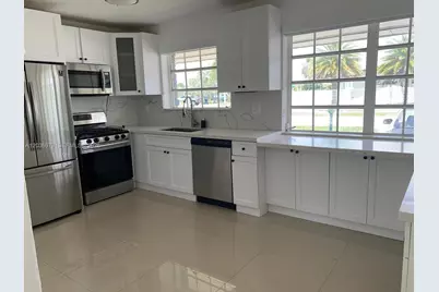 2025 SW 84th Ct, Miami, FL 33155 - Photo 10
