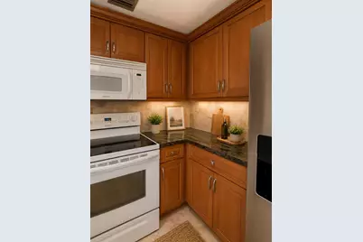 3380 Lucerne Park Dr #4B, Greenacres, FL 33467 - Photo 12