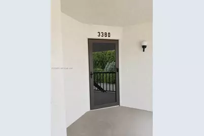 3380 Lucerne Park Dr #4B, Greenacres, FL 33467 - Photo 2