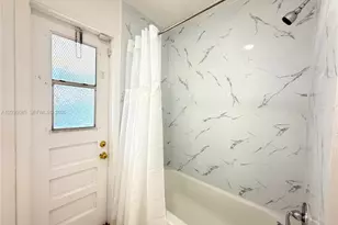 11711 NW 29th St, Sunrise, FL 33323 - Photo 14