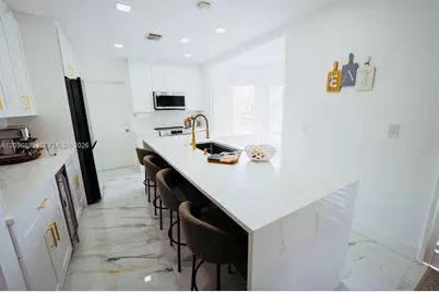 1935 NE 35th Ave, Homestead, FL 33033 - Photo 18