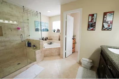 1935 NE 35th Ave, Homestead, FL 33033 - Photo 12