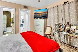 3483 SW 52nd Ave, Pembroke Park, FL 33023 - Photo 26