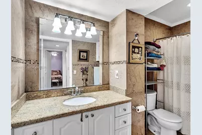 3483 SW 52nd Ave, Pembroke Park, FL 33023 - Photo 24