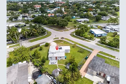 15398 Garfield Dr, Homestead, FL 33033 - Photo 6