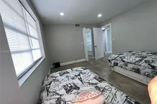 301 SE 3rd St, Dania Beach, FL 33004 - Photo 12