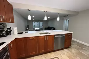301 SE 3rd St, Dania Beach, FL 33004 - Photo 24