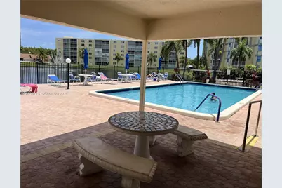 301 SE 3rd St #204, Dania Beach, FL 33004 - Photo 34