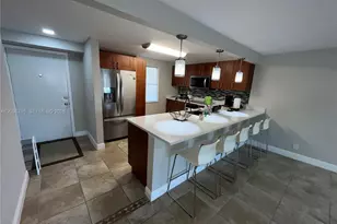 301 SE 3rd St, Dania Beach, FL 33004 - Photo 2