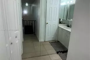 820 NW 87th Ave, Miami, FL 33172 - Photo 12