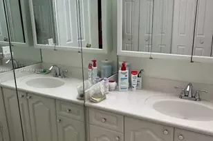 820 NW 87th Ave, Miami, FL 33172 - Photo 6
