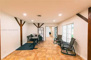 16571 Lake Tree Dr, Weston, FL 33326 - Photo 16