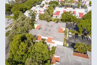 3578 Magellan Cir #232-3, Aventura, FL 33180 - Photo 38