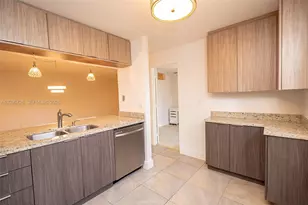 3578 Magellan Cir, Aventura, FL 33180 - Photo 2