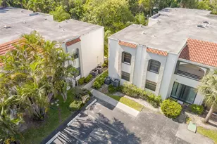 3578 Magellan Cir, Aventura, FL 33180 - Photo 2