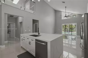 5285 NW 112th Terrace, Coral Springs, FL 33076 - Photo 8