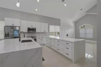 5285 NW 112th Ter #-, Coral Springs, FL 33076 - Photo 6
