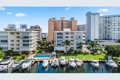 126 Golden Isles Dr #62A, Hallandale Beach, FL 33009 - Photo 4