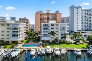 126 Golden Isles Dr, Hallandale Beach, FL 33009 - Photo 4