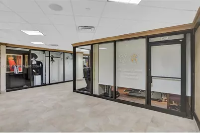 2555 Collins Ave #1508, Miami Beach, FL 33140 - Photo 42