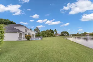 22281 Tupelo Pl, Boca Raton, FL 33428 - Photo 34