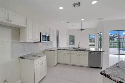 22281 Tupelo Pl, Boca Raton, FL 33428 - Photo 8