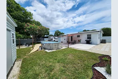 721 NW 33rd Ave, Lauderhill, FL 33311 - Photo 8